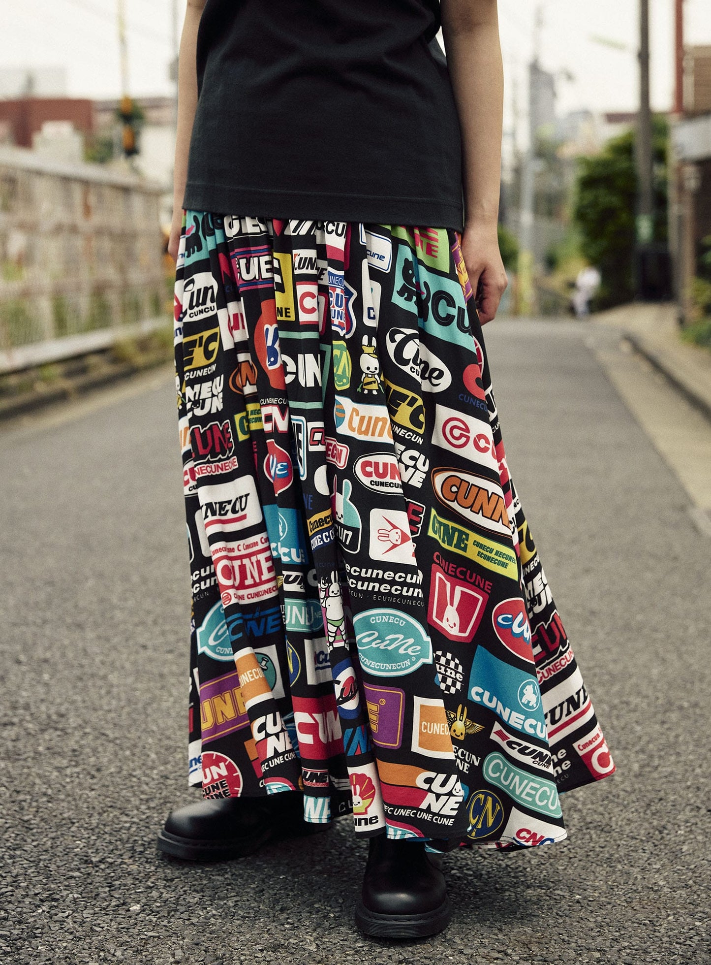 レーシングロゴロングギャザースカート