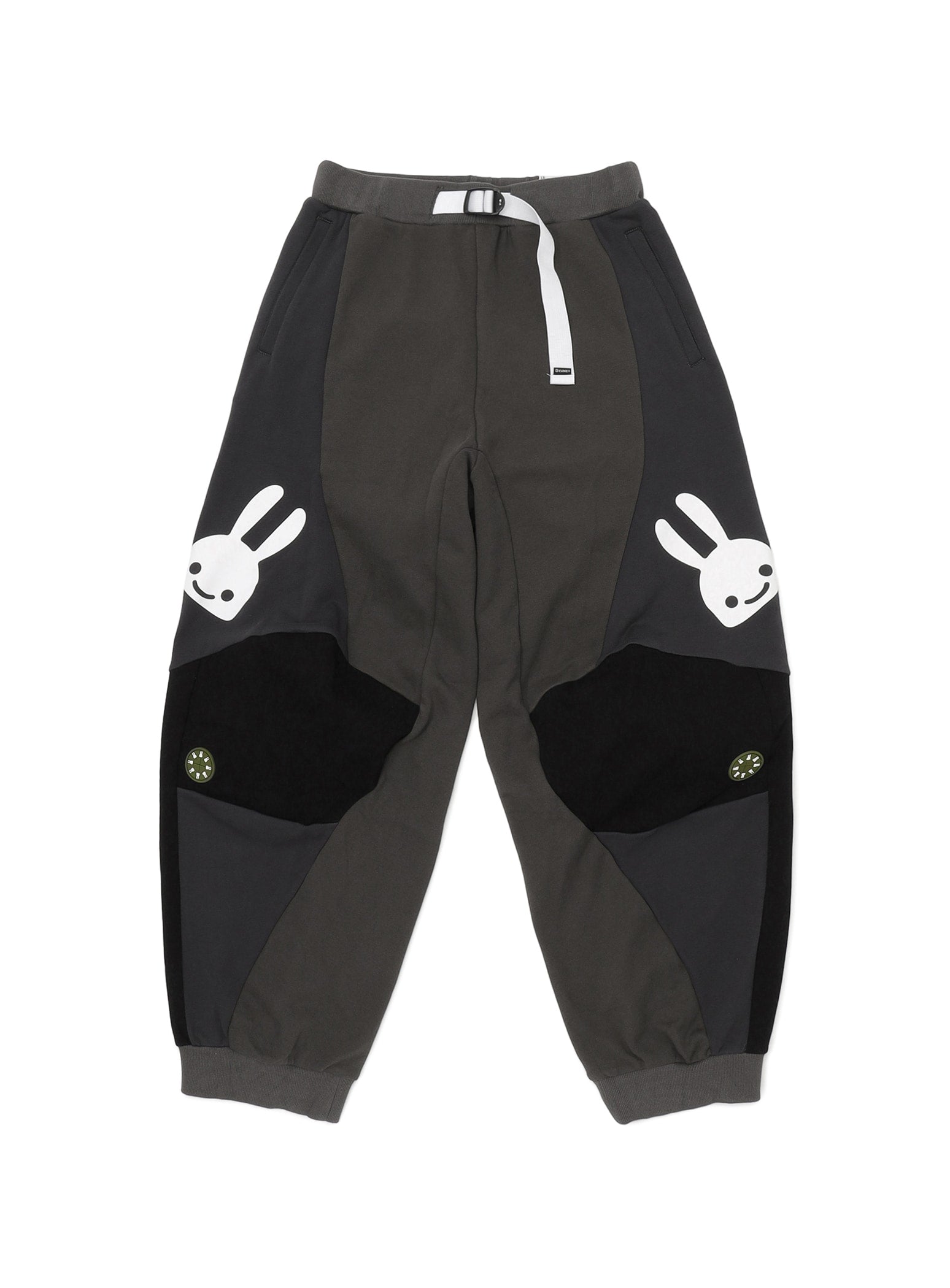 レア 新品未使用 CUNE キューン 裏毛のペンギンパンツ ウサギ黒 切り替えスウェットワイドパンツ – CUNE