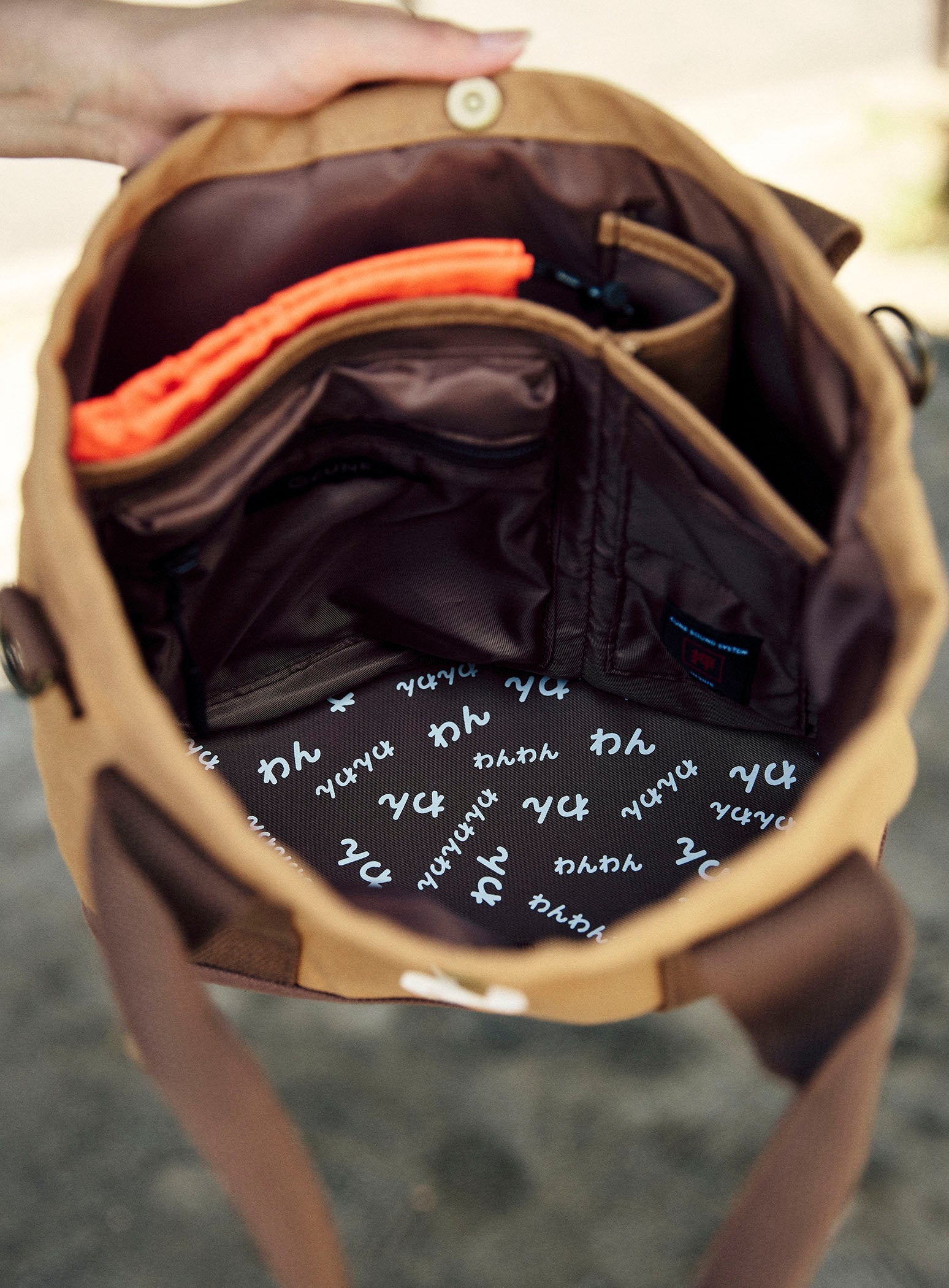 キューン　cune お散歩ボディバッグ　新品　タグ付き お散歩ボディバッグ – CUNE