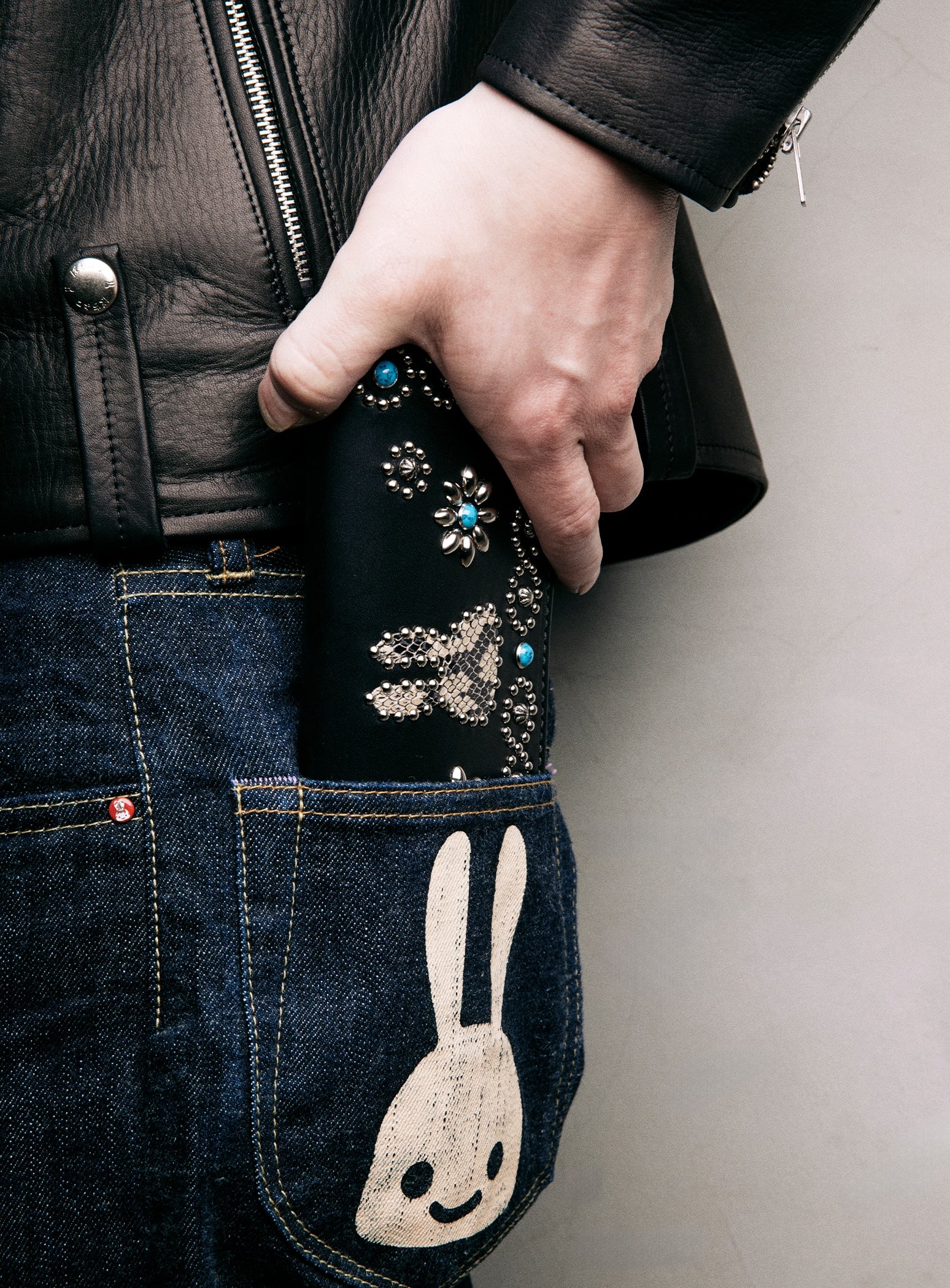 STUDS LONG LEATHER WALLET FLOWER – CUNE