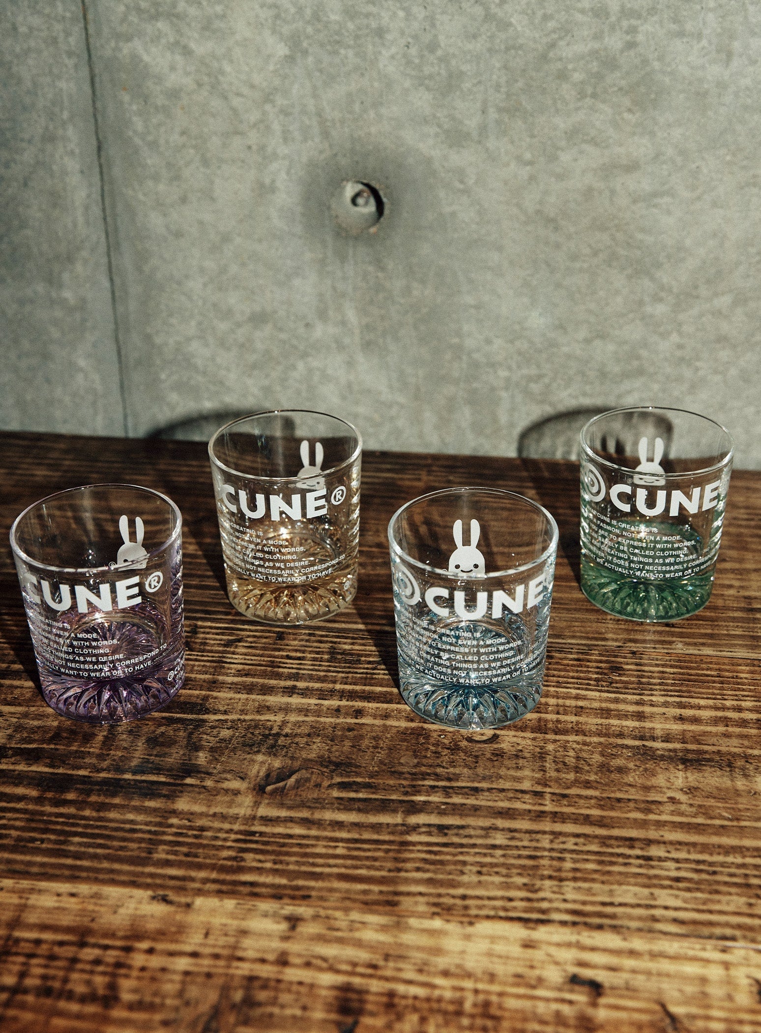 CUNEカラーロックグラス