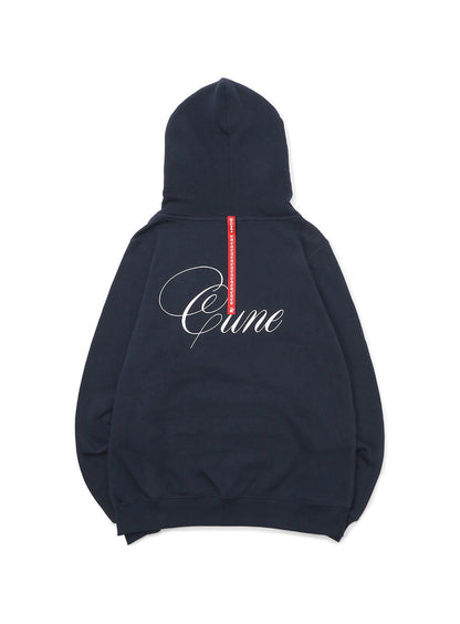 CUNE PULL PARKA テープカット