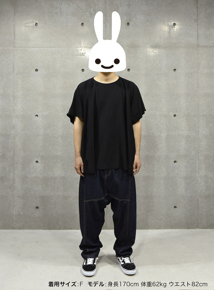 四角いTシャツ ウサギ1匹