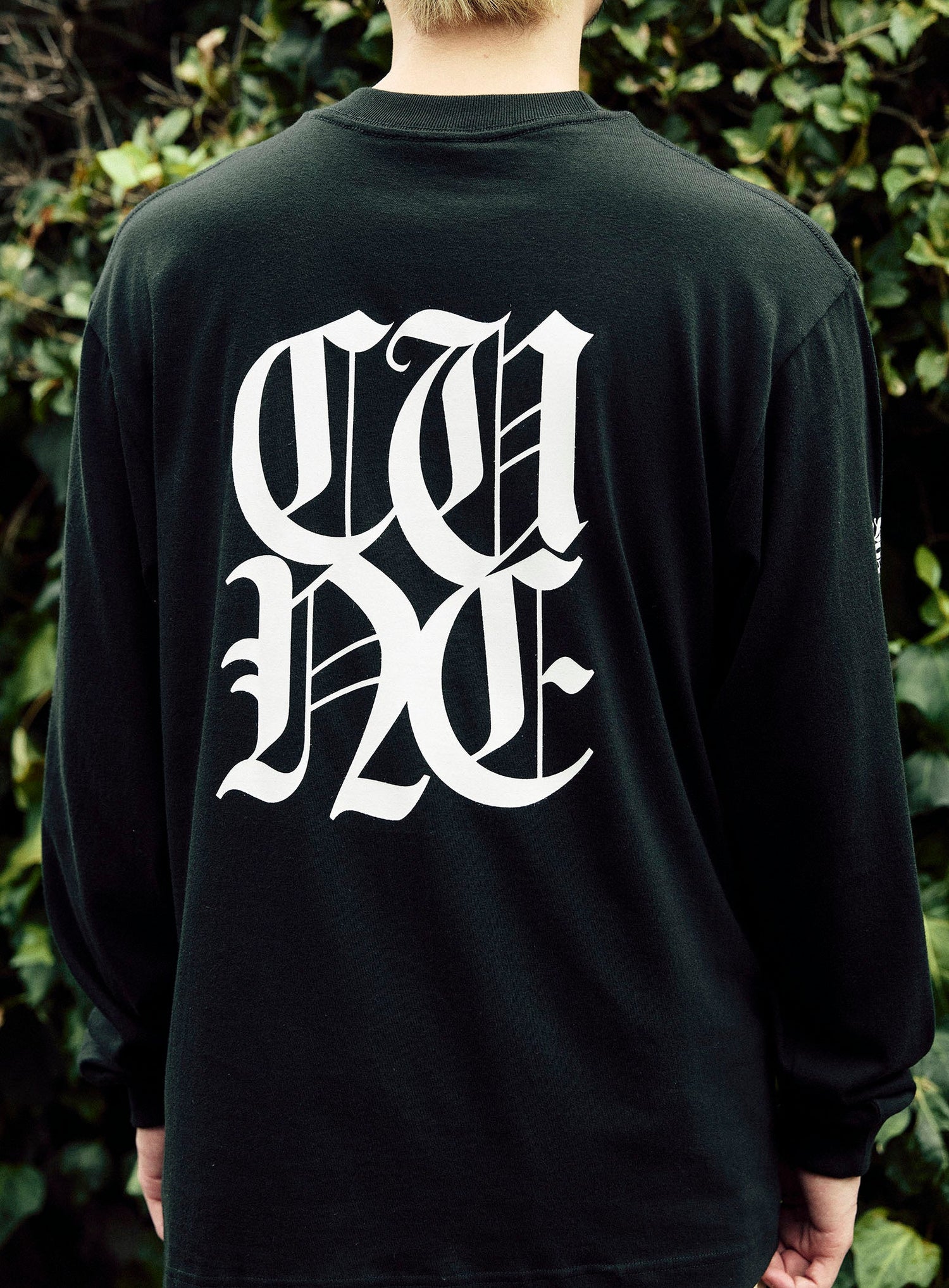 CUNE L/S Tee かっこいい文字