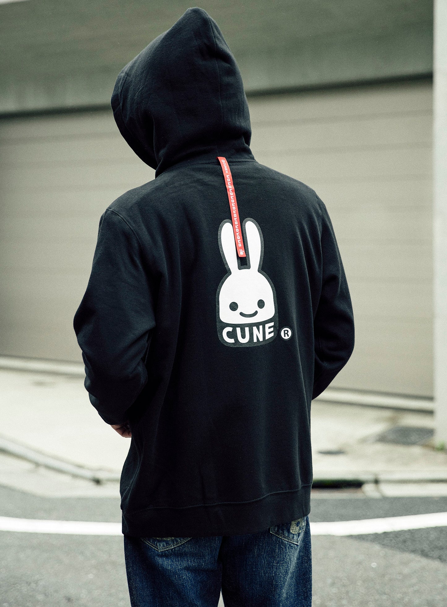 CUNE PULL PARKA CUNEウサギ