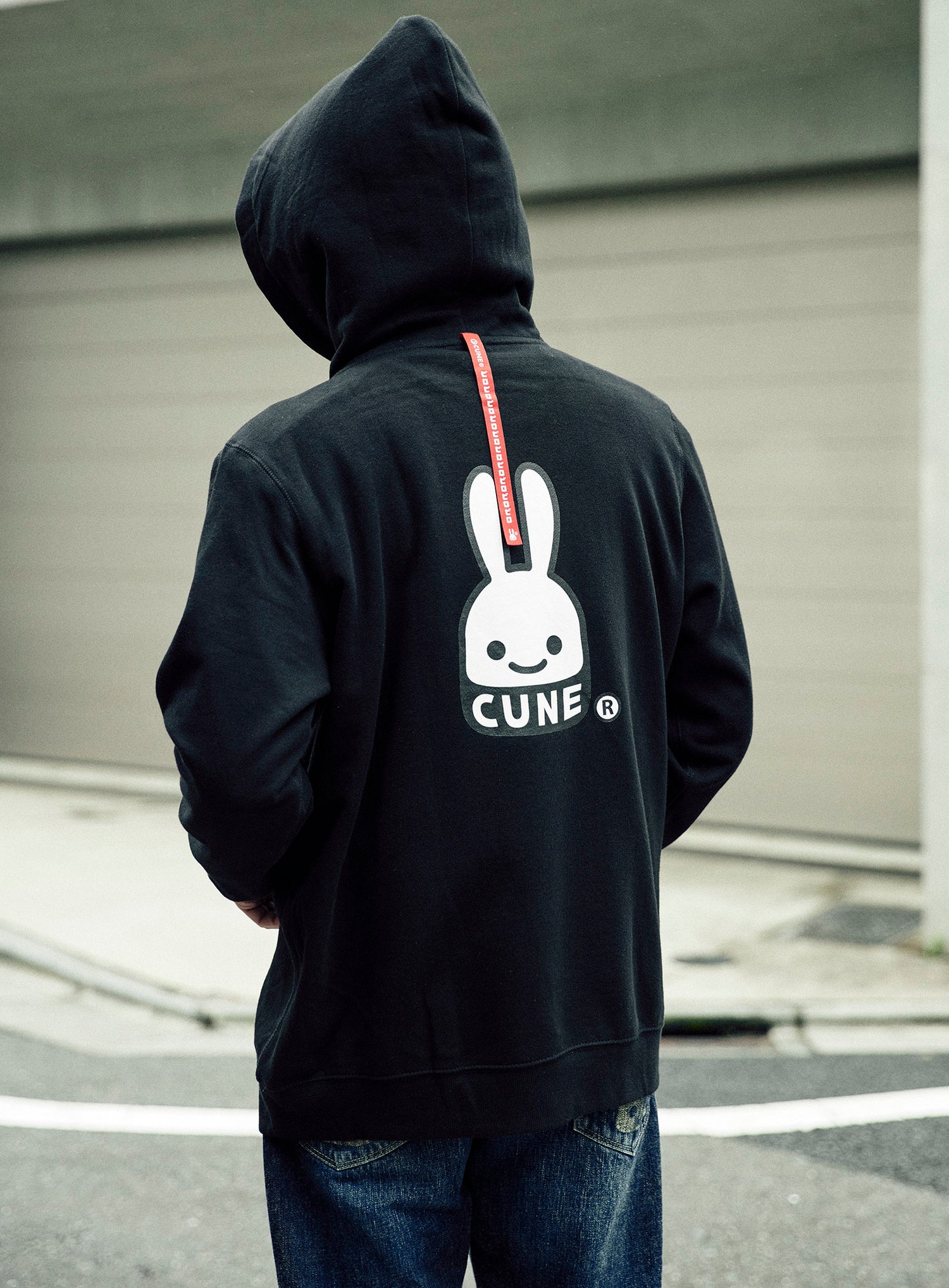 CUNE PULL PARKA CUNEウサギ