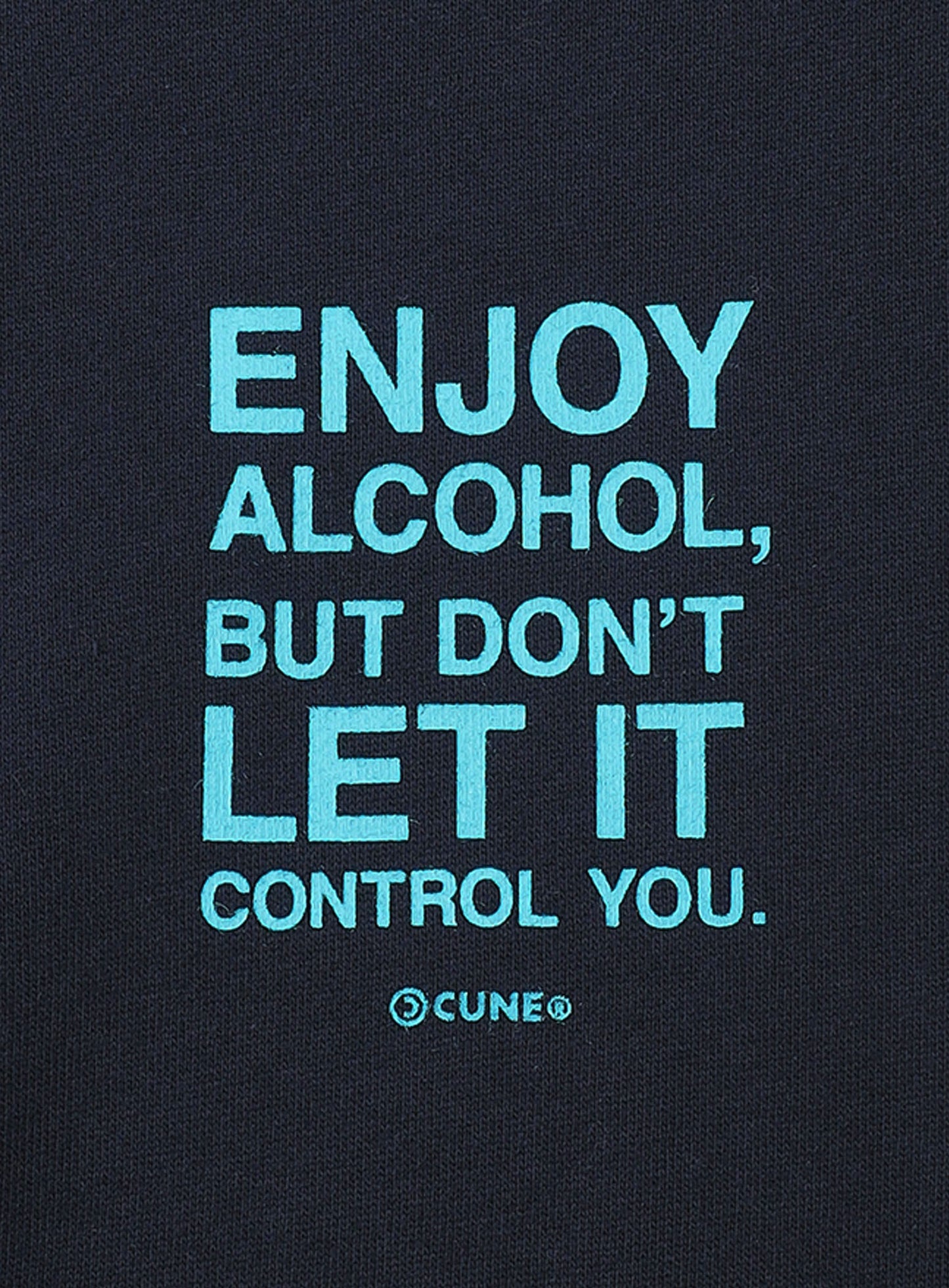 CUNE PULL PARKA どくろビール
