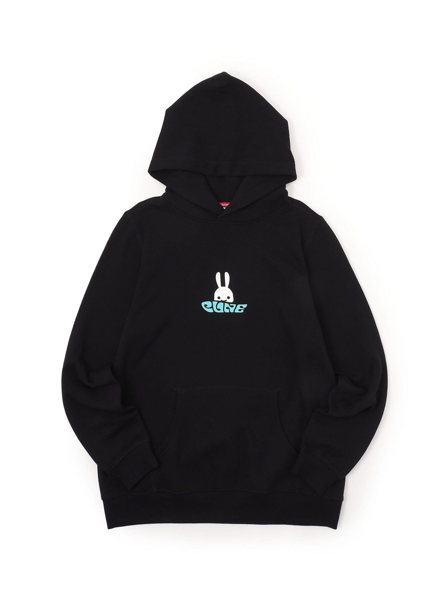 CUNE PULL PARKA ロゴ