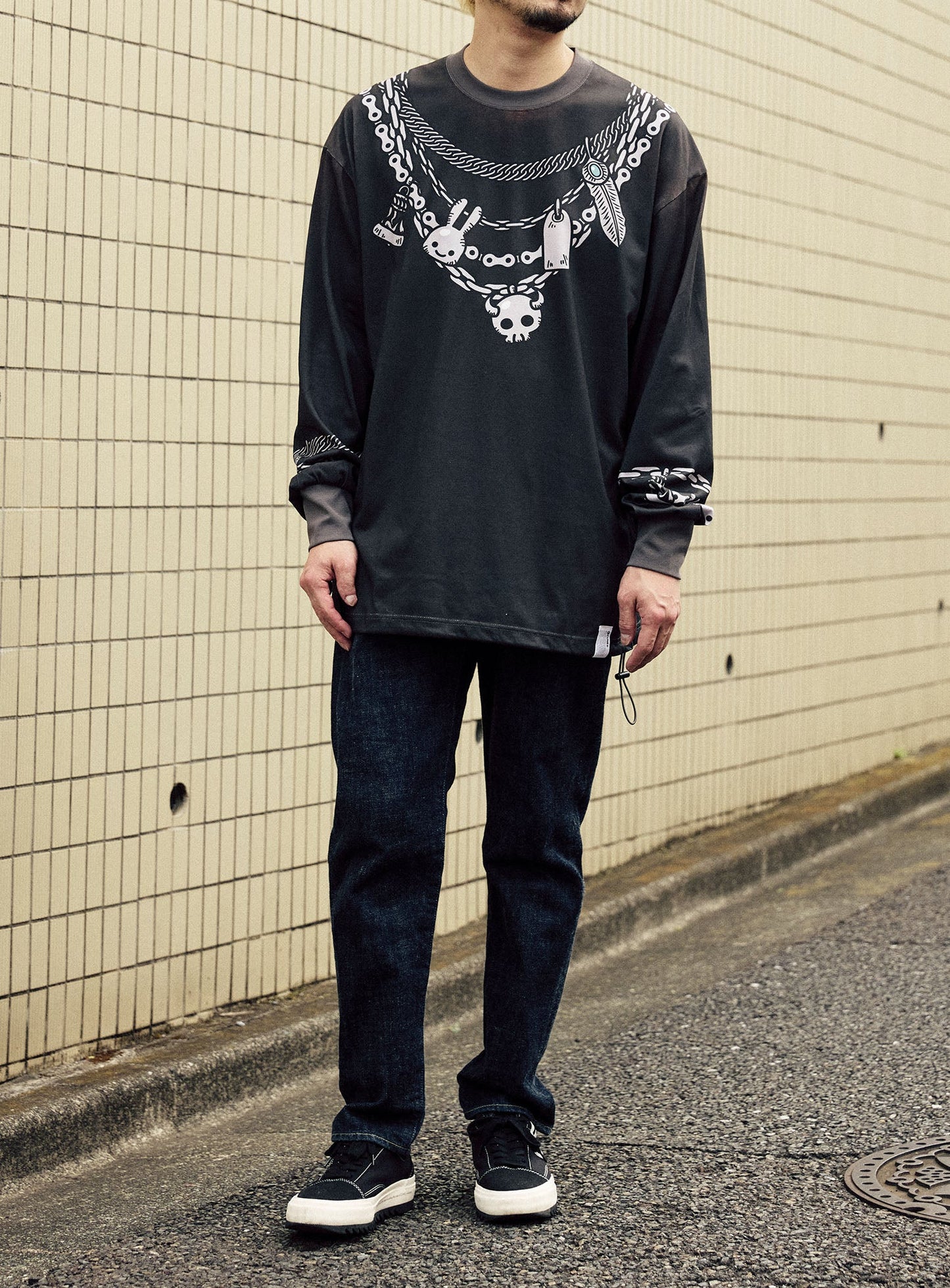 アクセジャラジャラロングスリーブカットソー