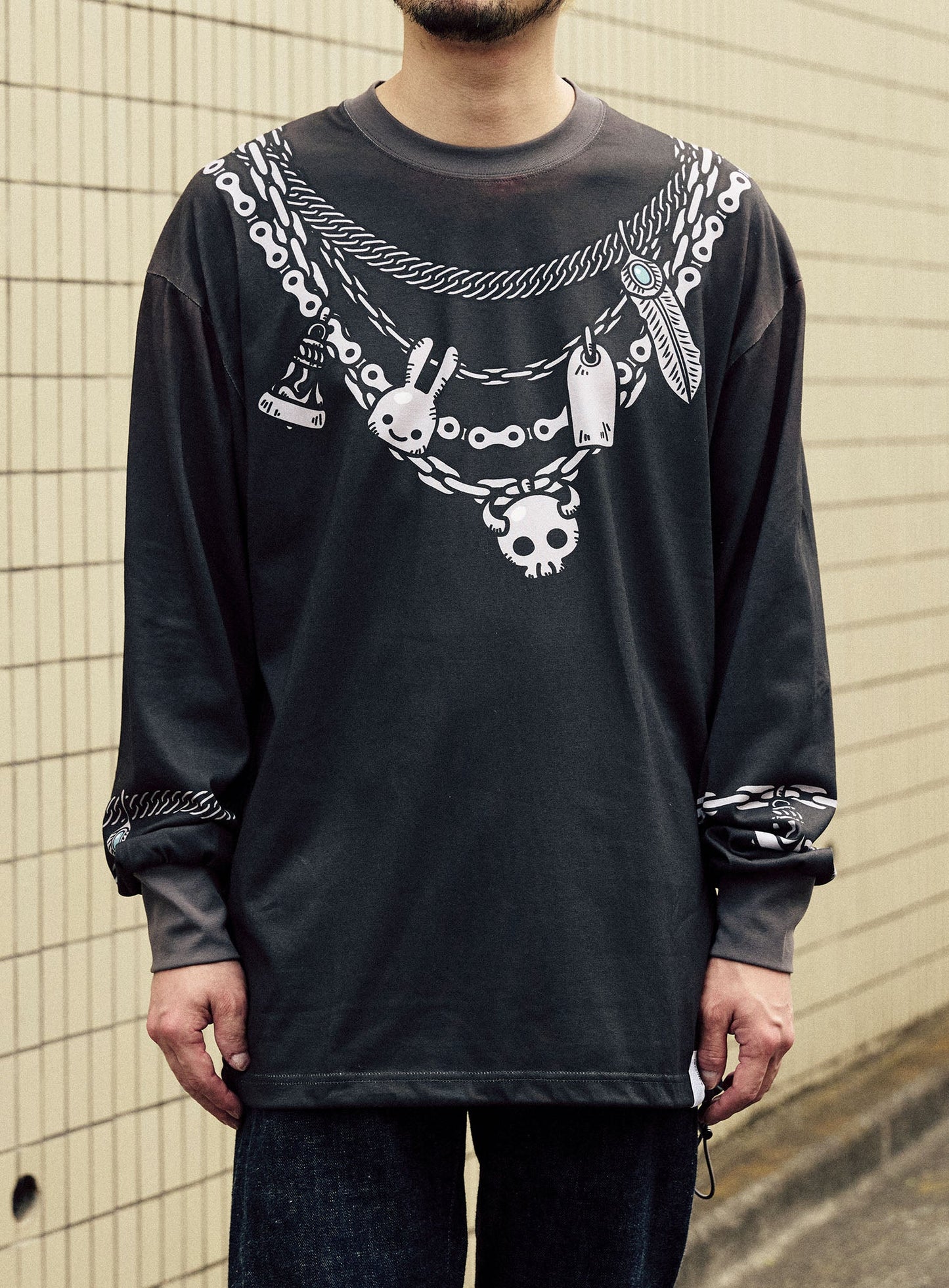 アクセジャラジャラロングスリーブカットソー