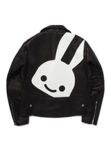 カウレザーの三RIDERS JACKET 白ウサギ