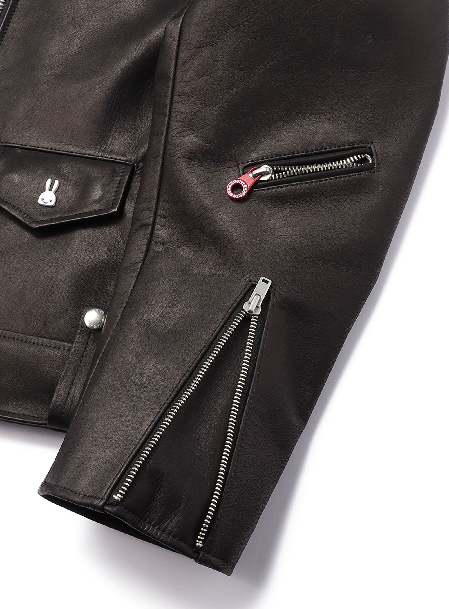 カウレザーの二RIDERS JACKET 白ウサギ – CUNE
