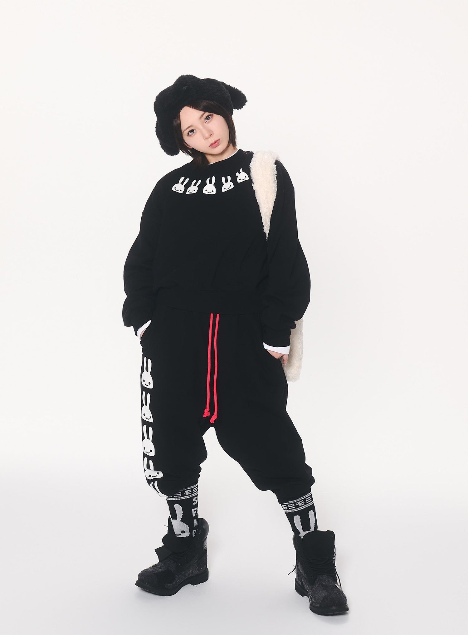 ワイドクルーネックスウェット