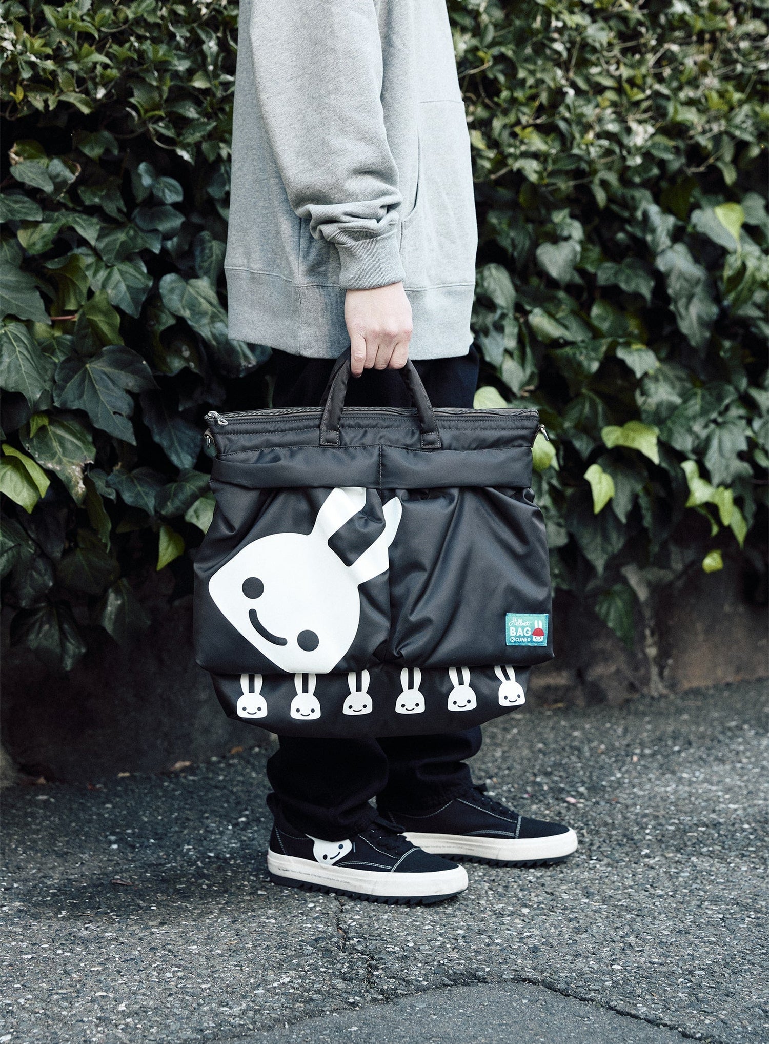 ヘルメットバッグ