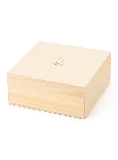 ウサギがいっぱいバックルスタッズレザーベルト