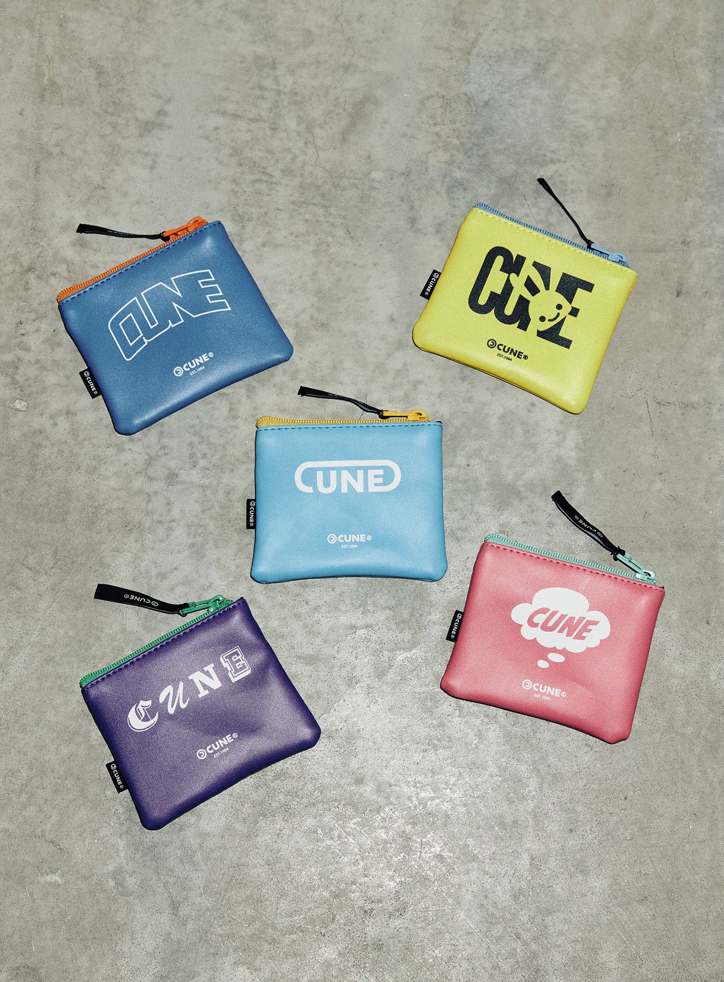 プリントミニポーチ 厚着