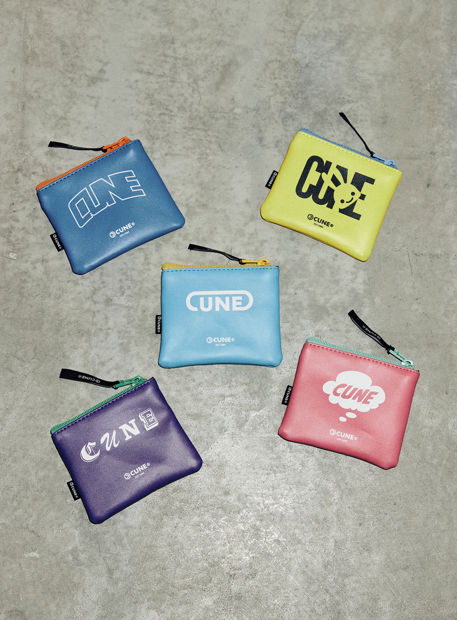 プリントミニポーチ 厚着