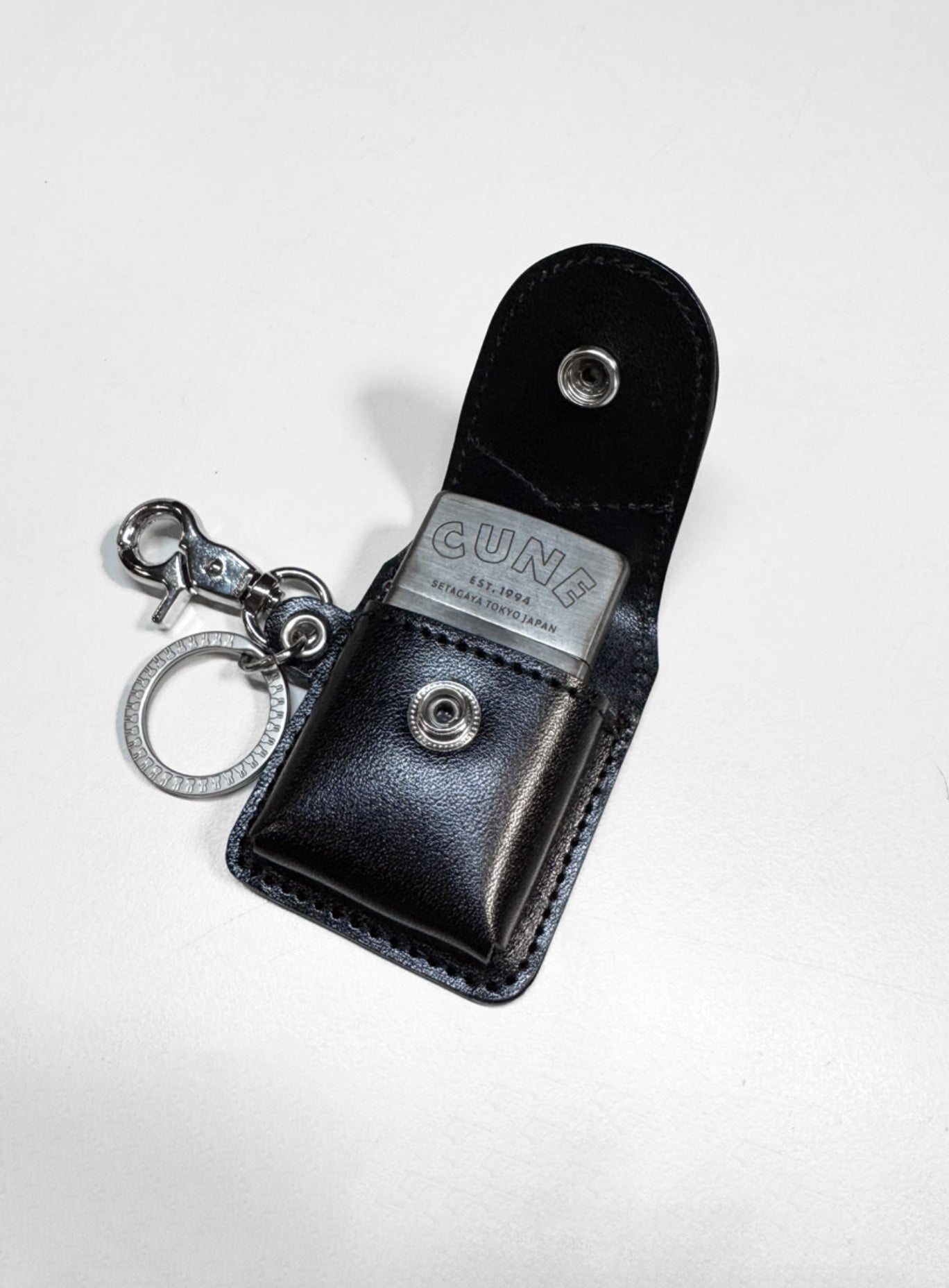 レザーのZIPPOケース