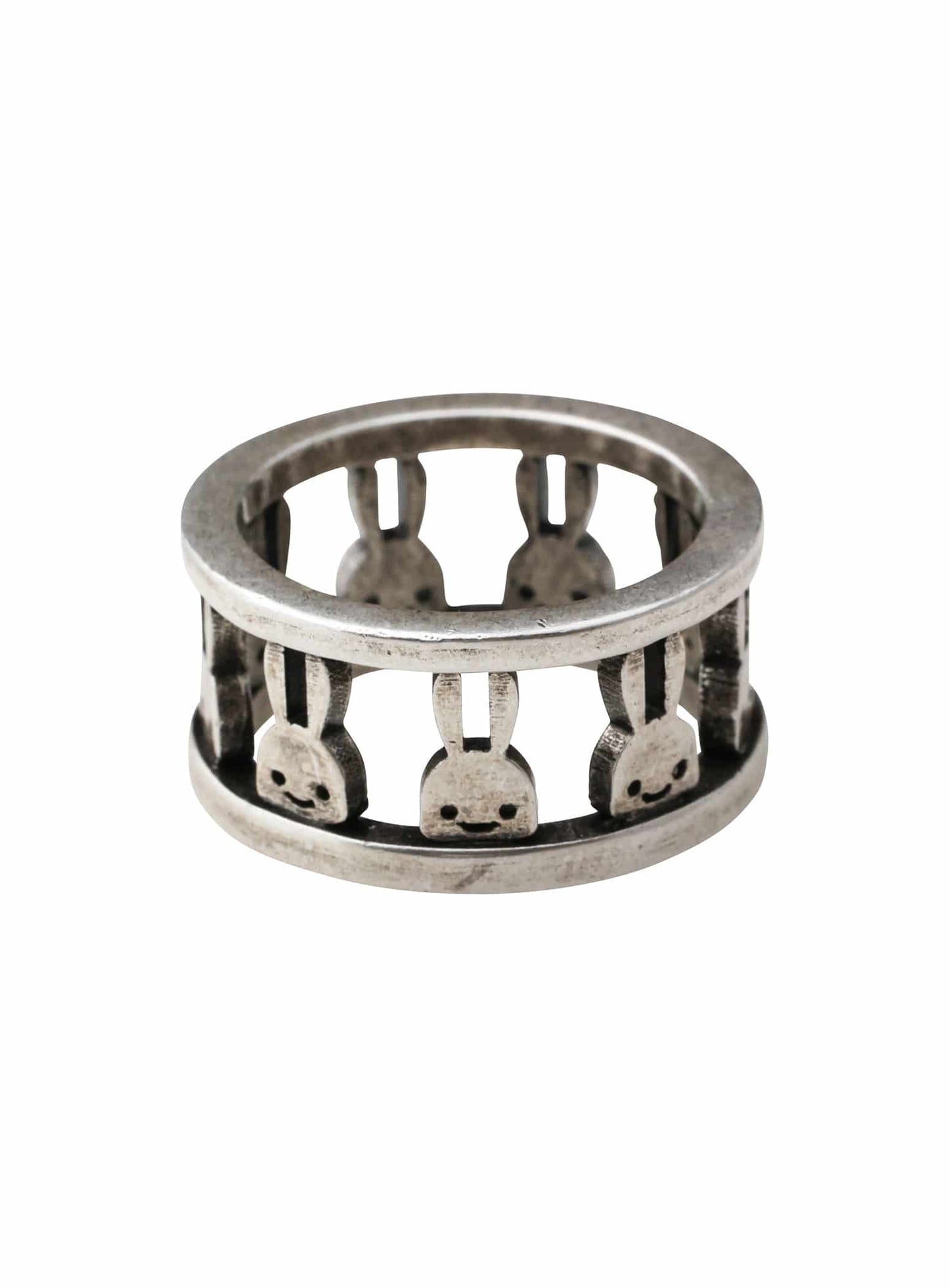 ウサギぐるりリング