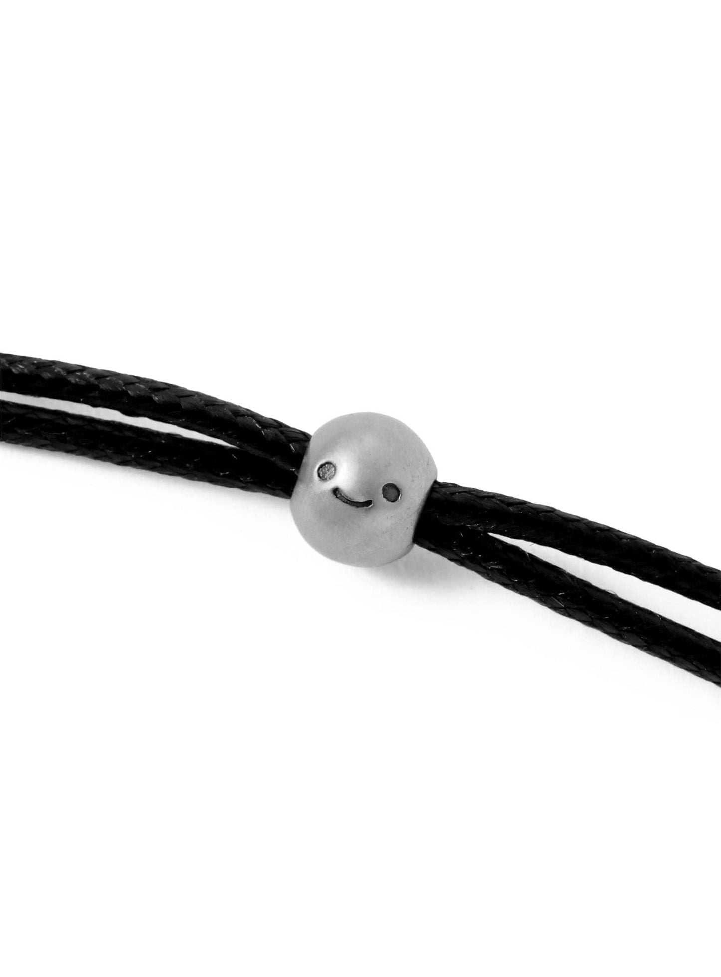 逆さウサギ丸紐ネックレス