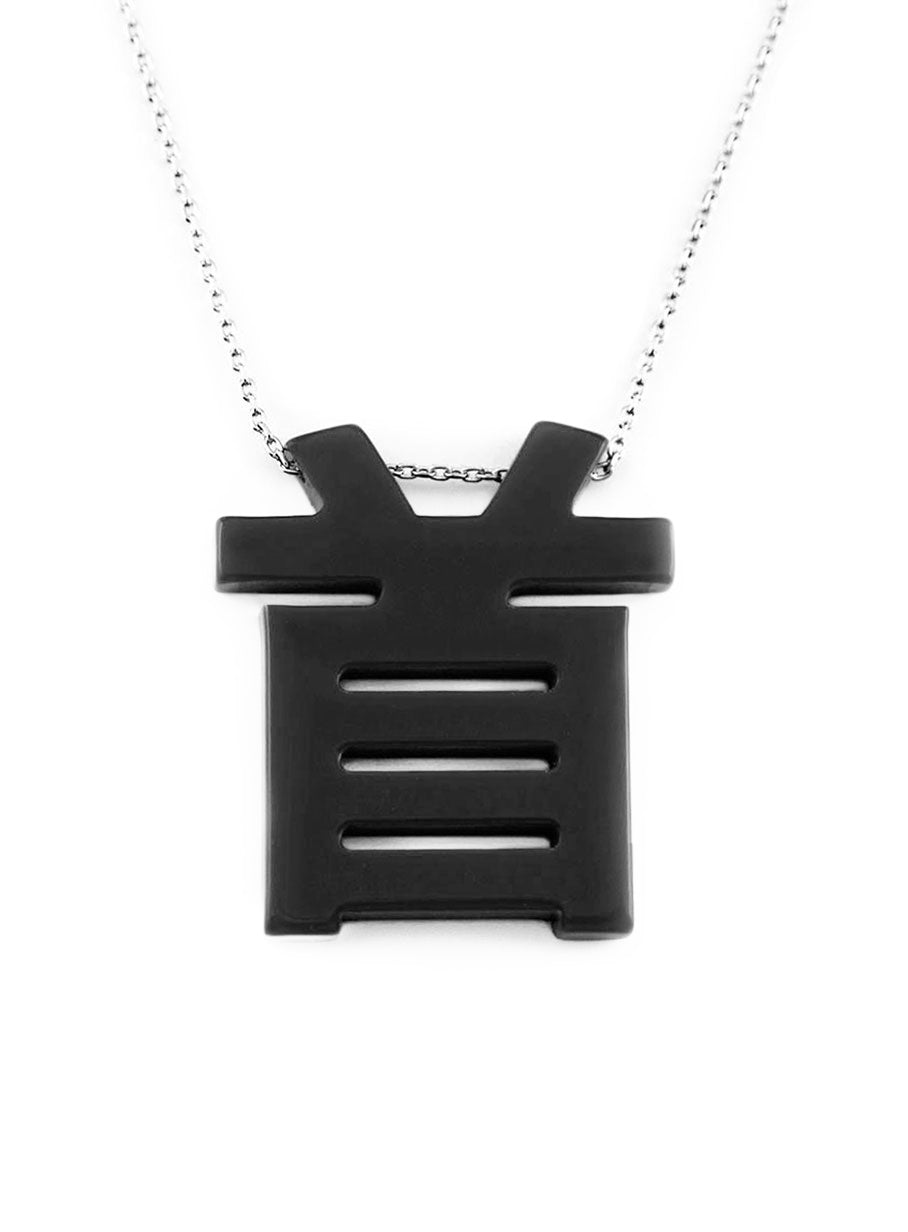 「首」ネックレス