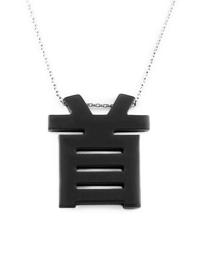 「首」ネックレス