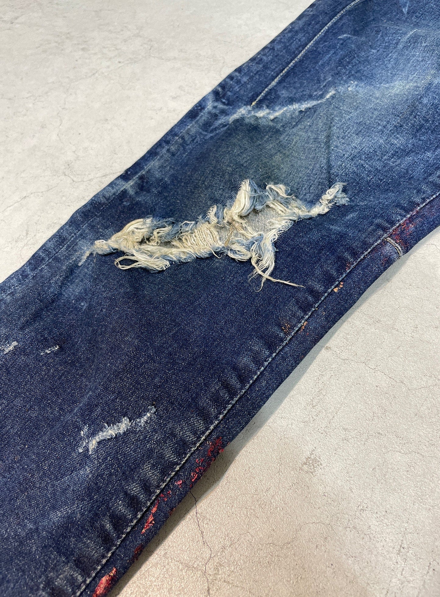 ボロボロなジーパン-細身-U2