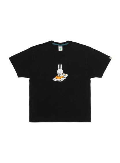 S/S Tee 寝起き