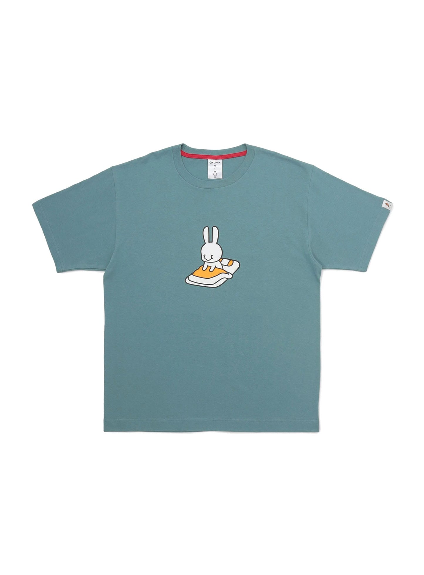 S/S Tee 寝起き
