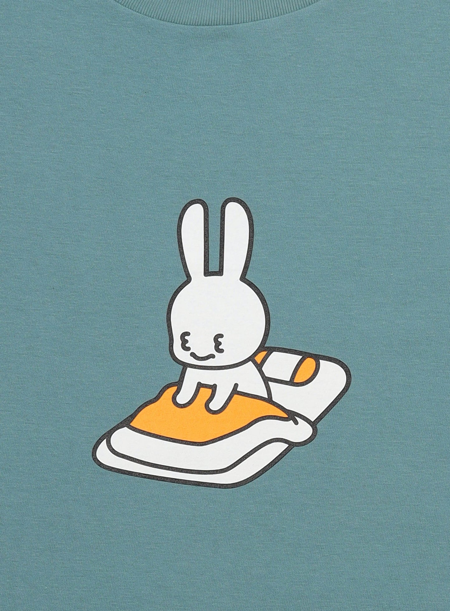 S/S Tee 寝起き