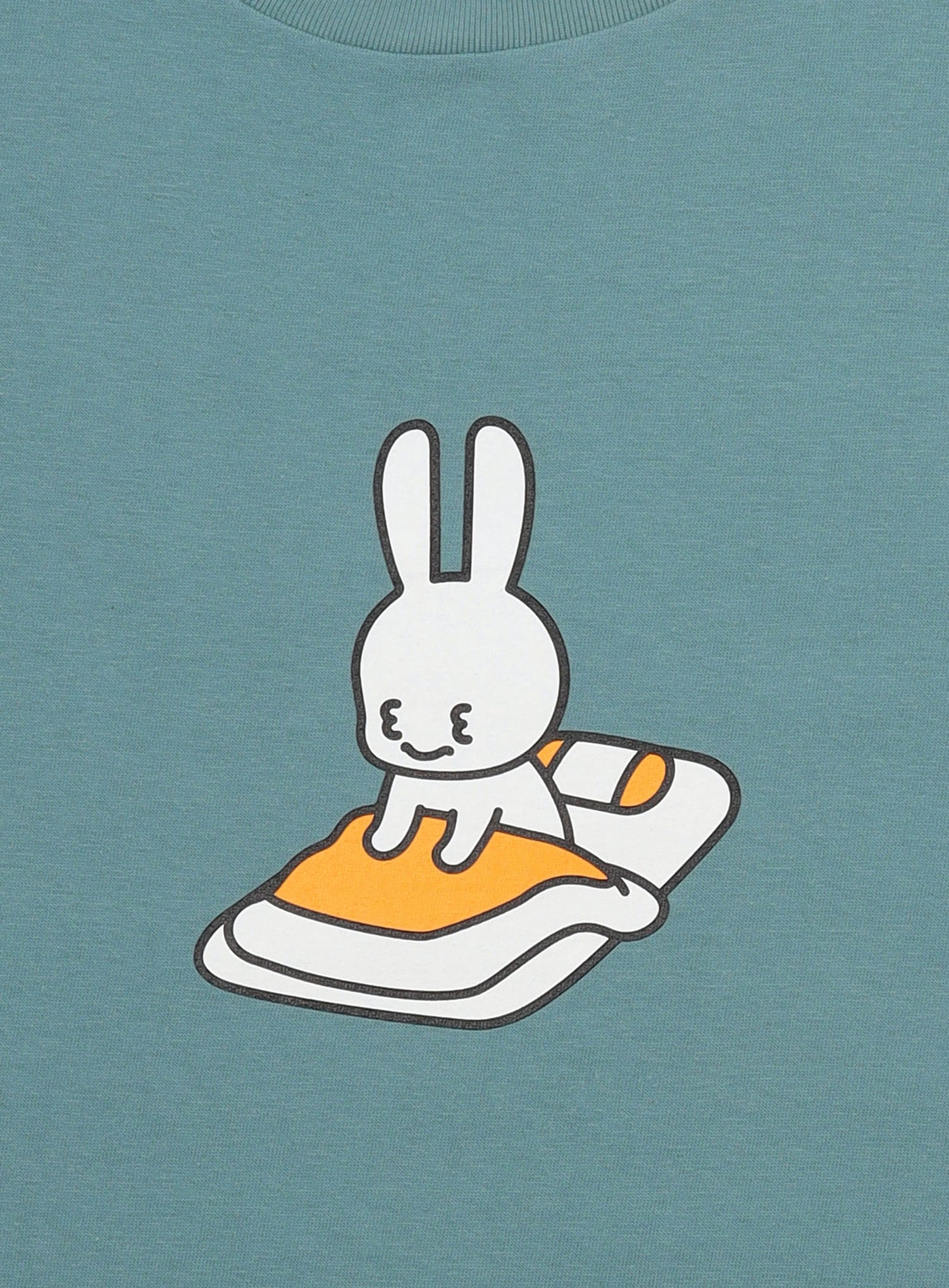 S/S Tee 寝起き