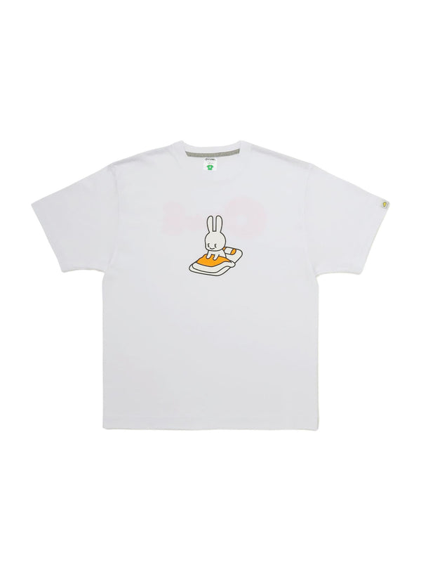 S/S Tee 寝起き