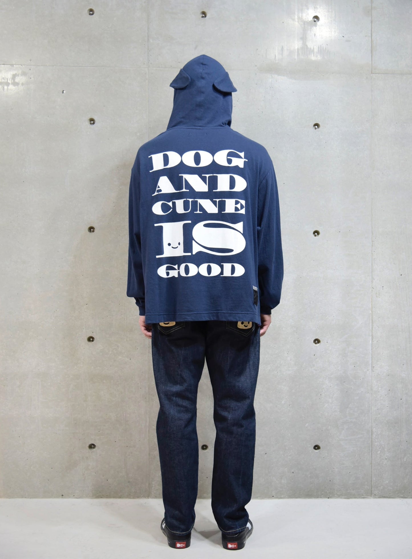 垂れ耳犬の天竺パーカー