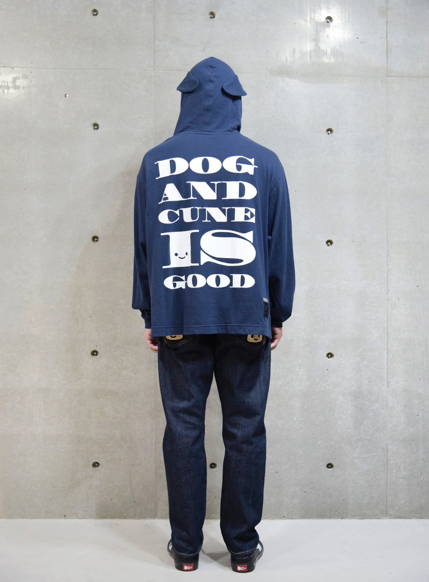 垂れ耳犬の天竺パーカー