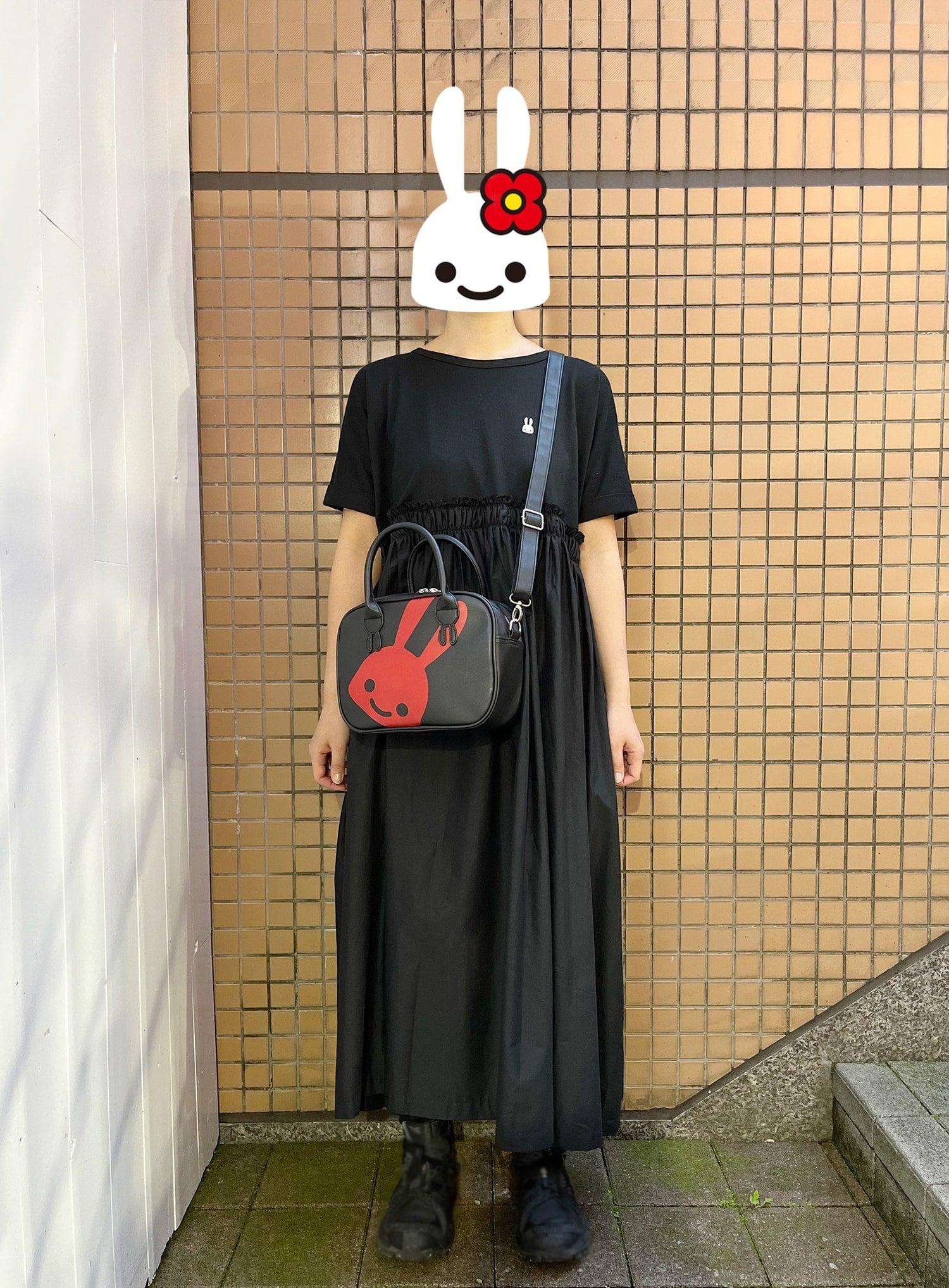 合皮のハンドバッグ