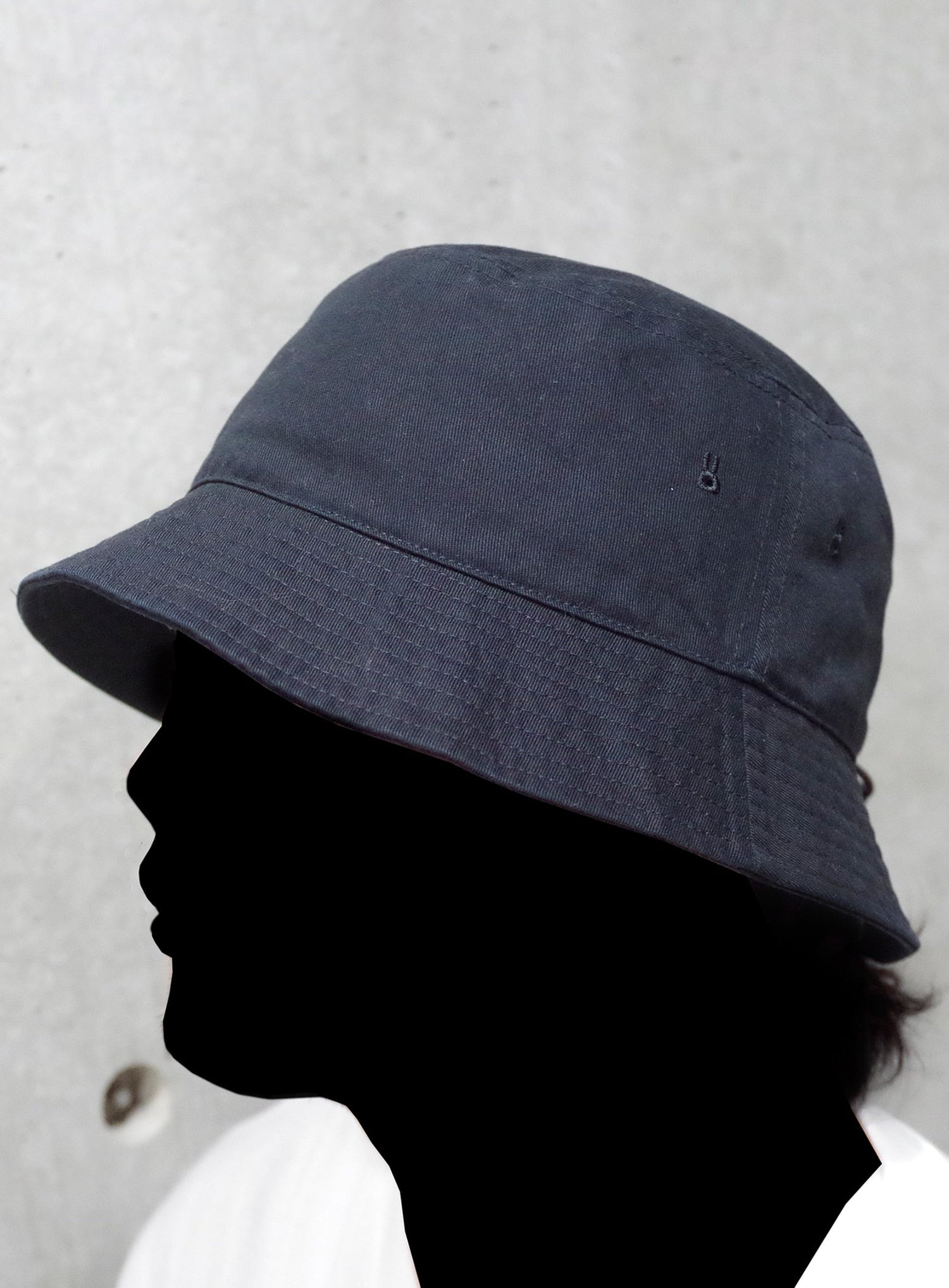 刺繍のバケットハット 23SS