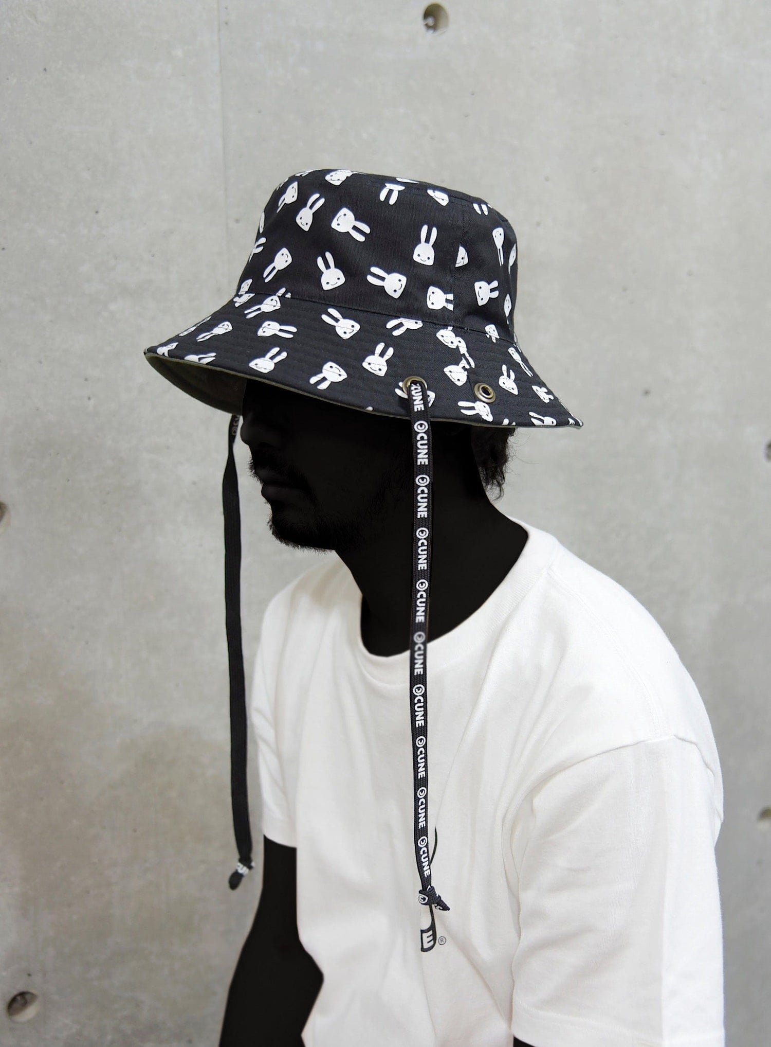 リバーシブルバケットハット