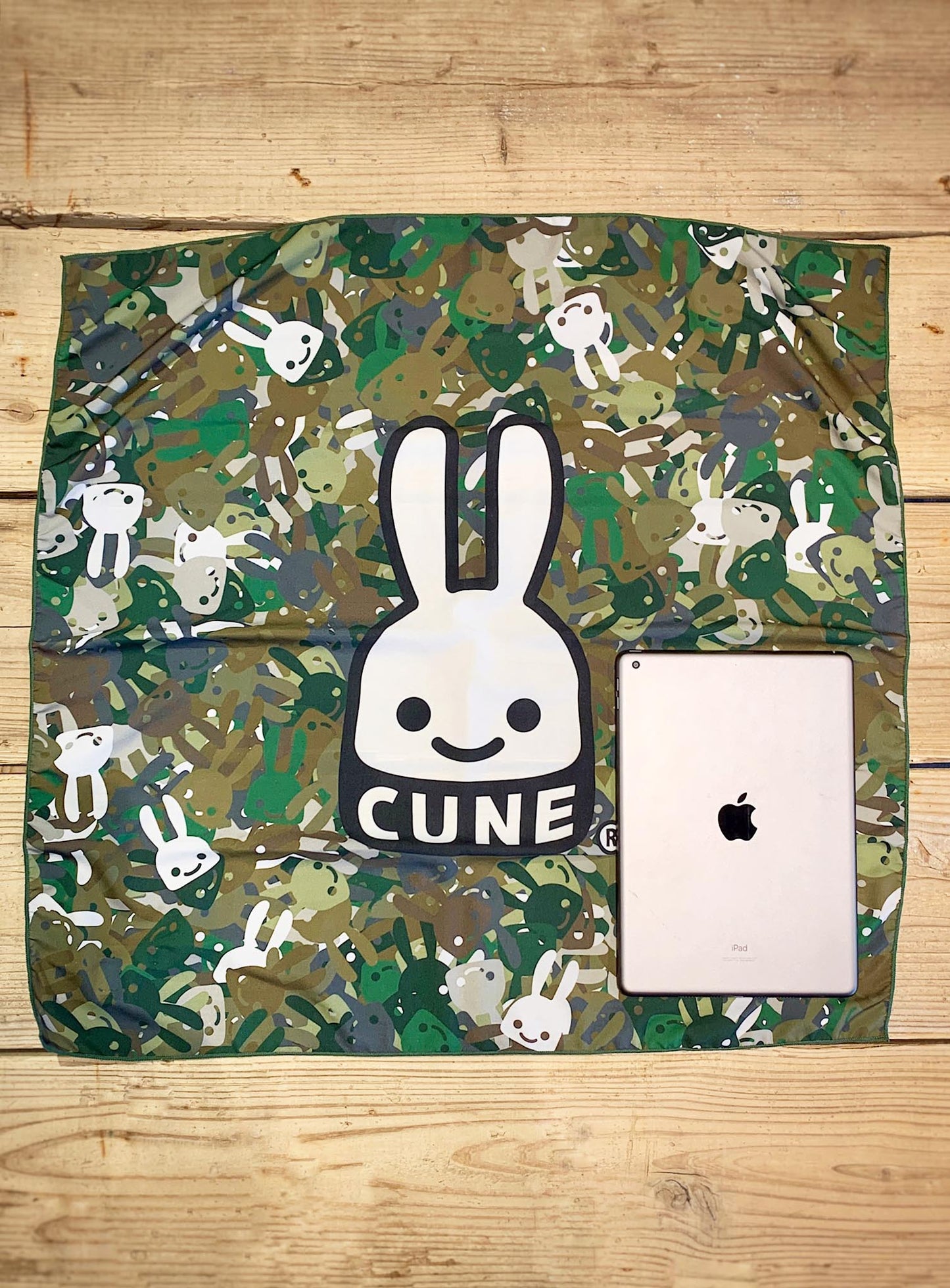 スカーフ 64×64