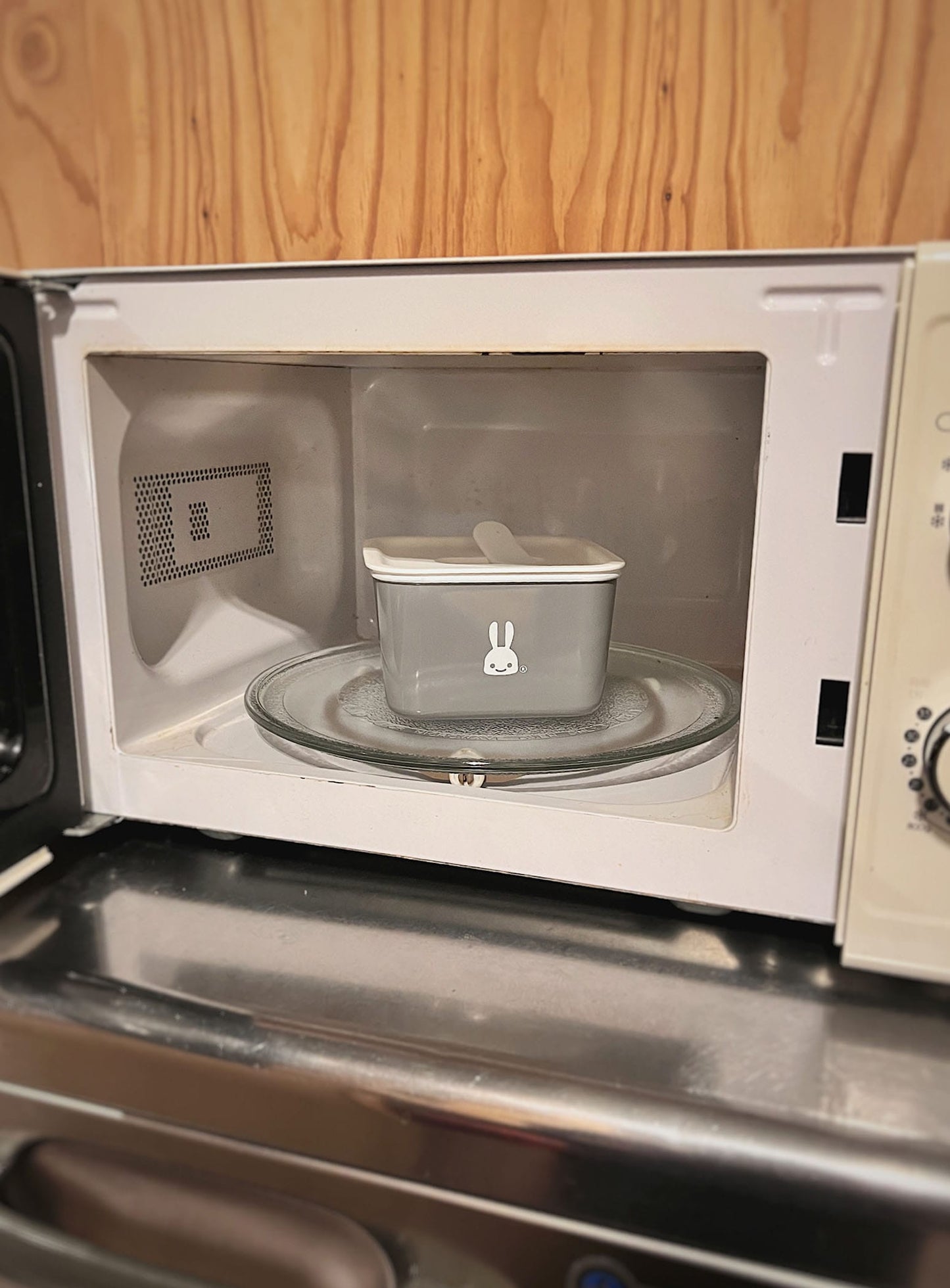 レンジでチンできるフタつき容器