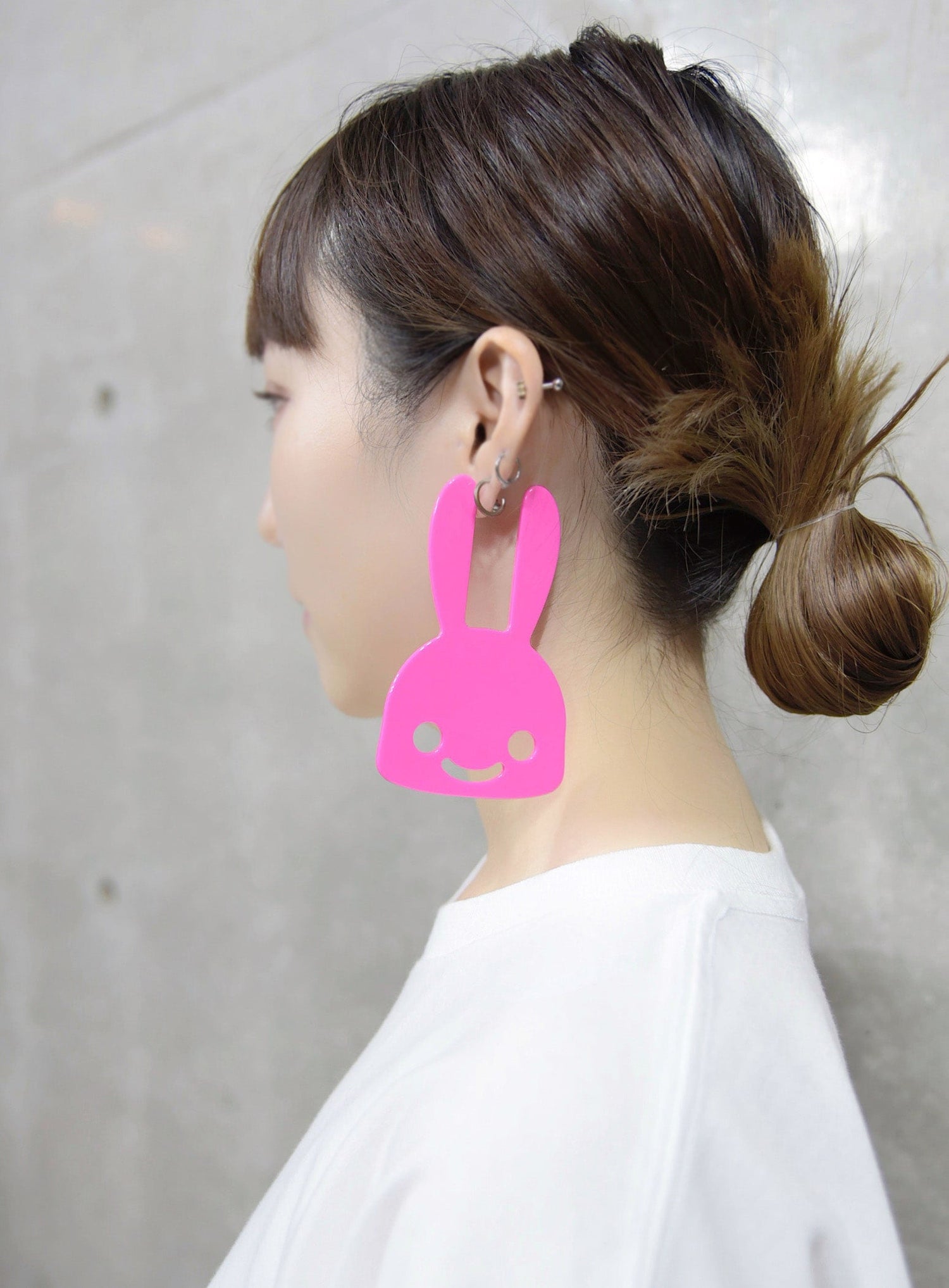 アクリルビッグウサギピアス 2P