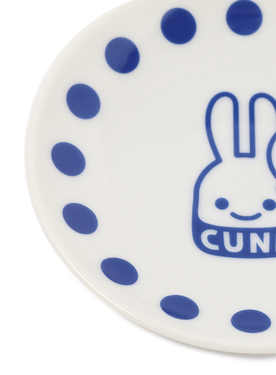 小さな皿
