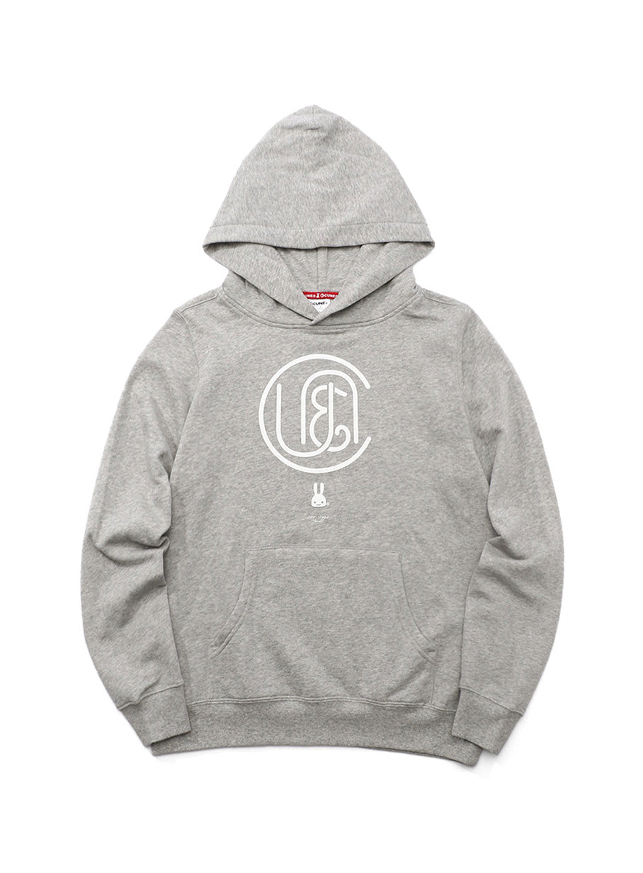 CUNE PULL PARKA ロゴ