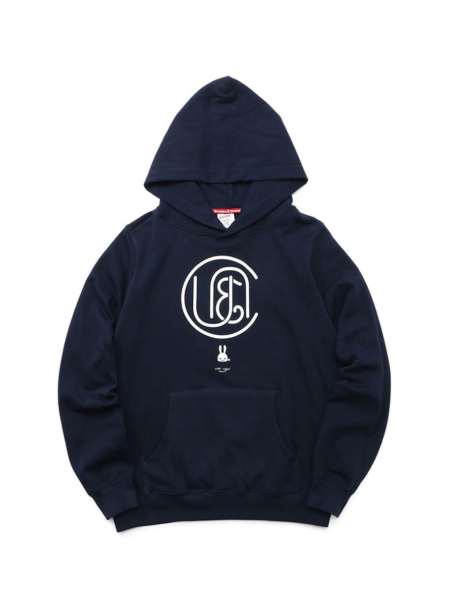 CUNE PULL PARKA ロゴ