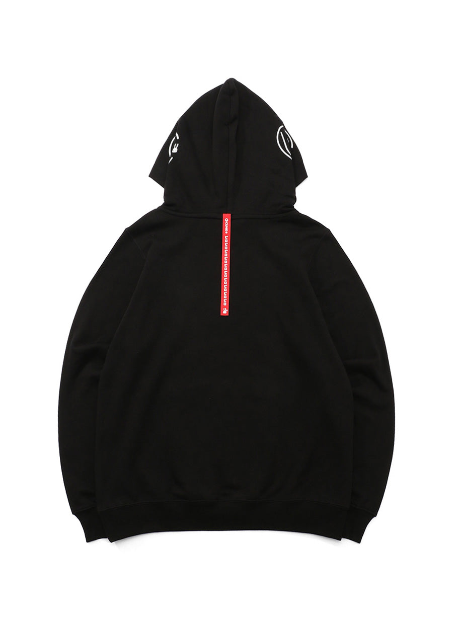 CUNE PULL PARKA ロゴ