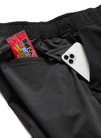 ストレッチテックパンツ