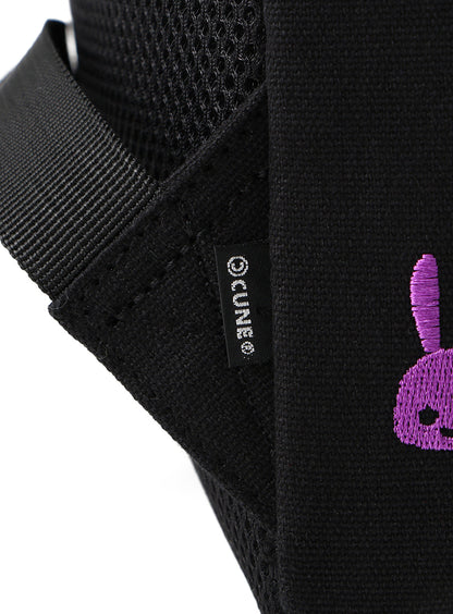 刺繍のバックパック