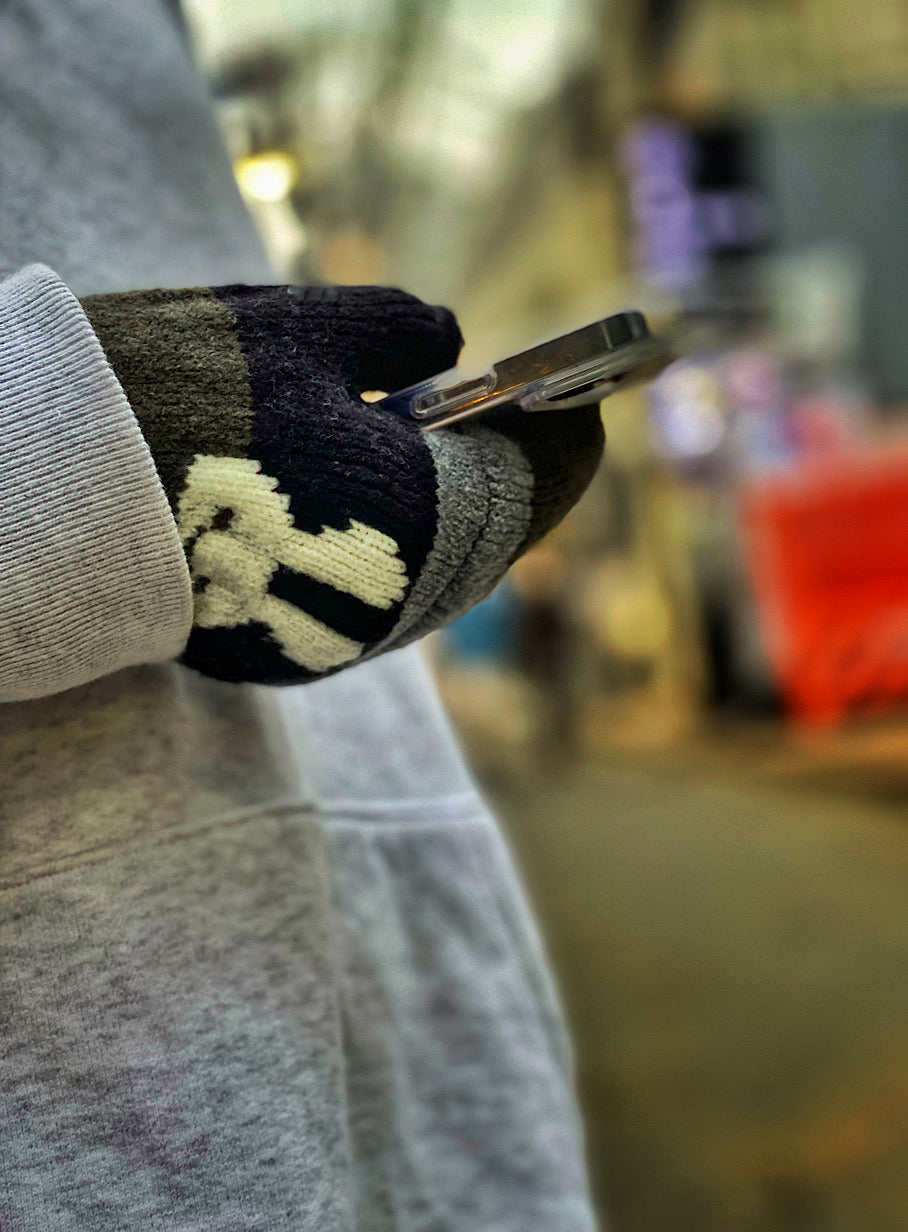 フード付きボーダー手袋