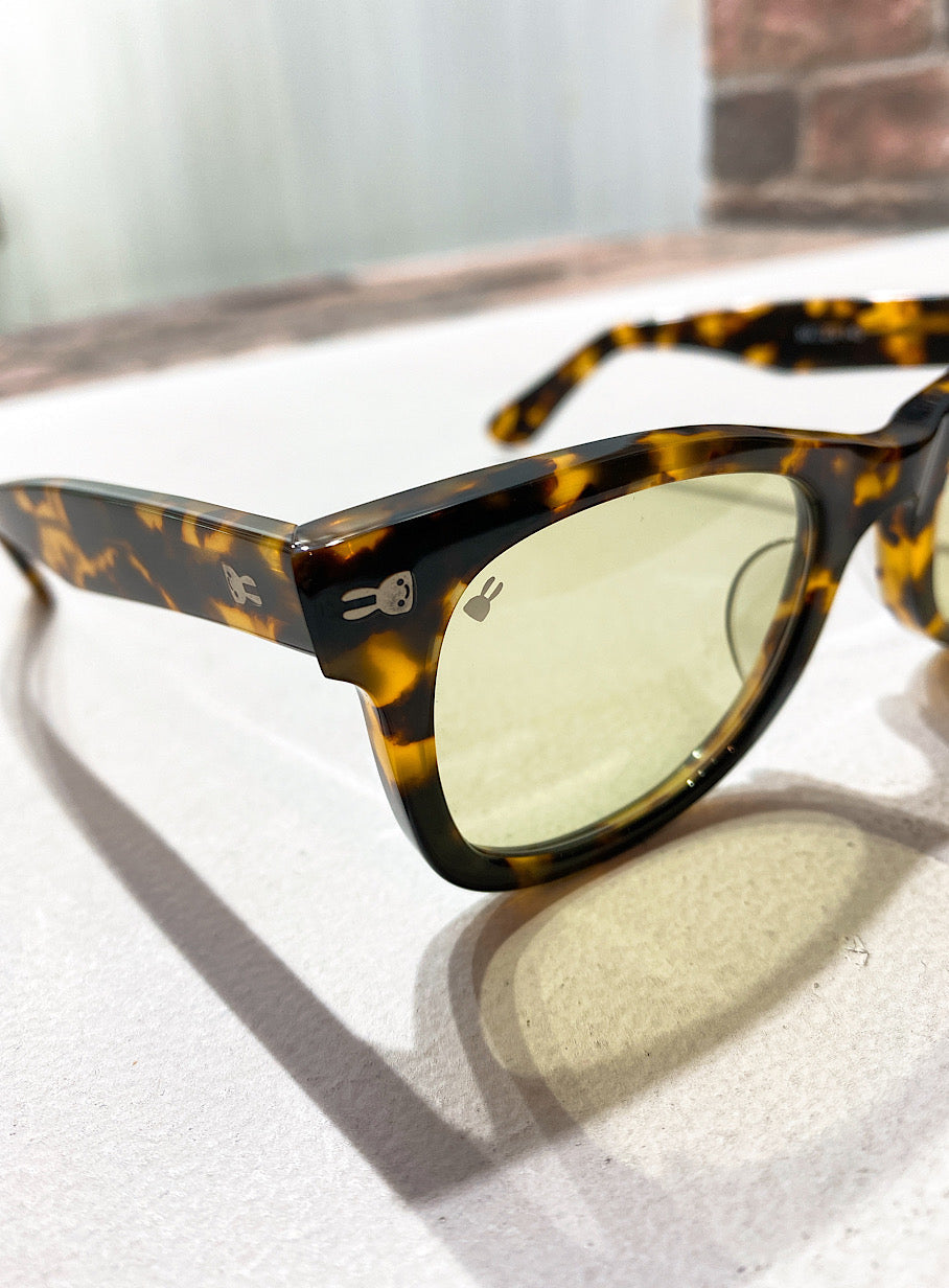 CUNEサングラス 普通 1.1