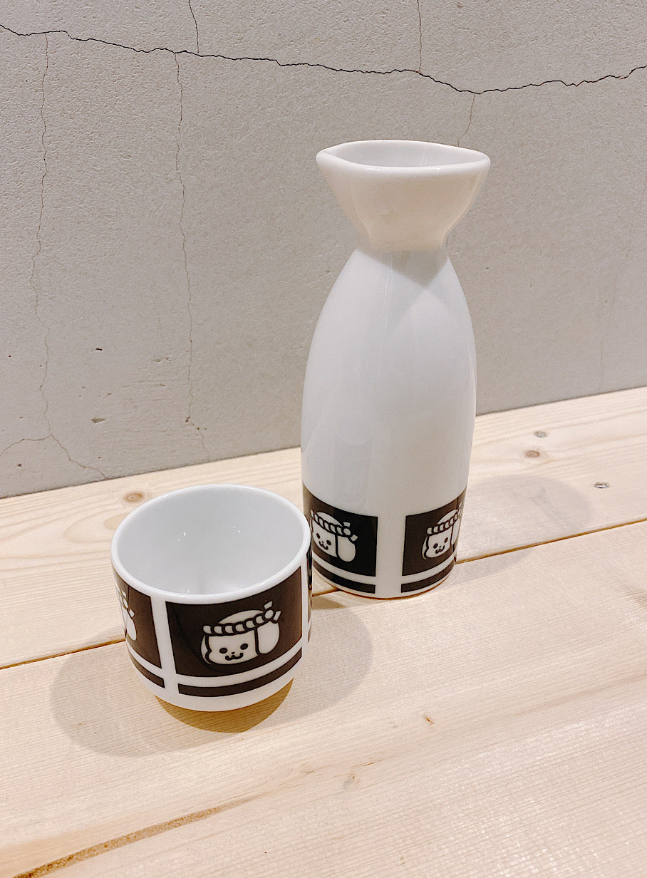 株式会社くるくるわんわん寿司のおちょこ