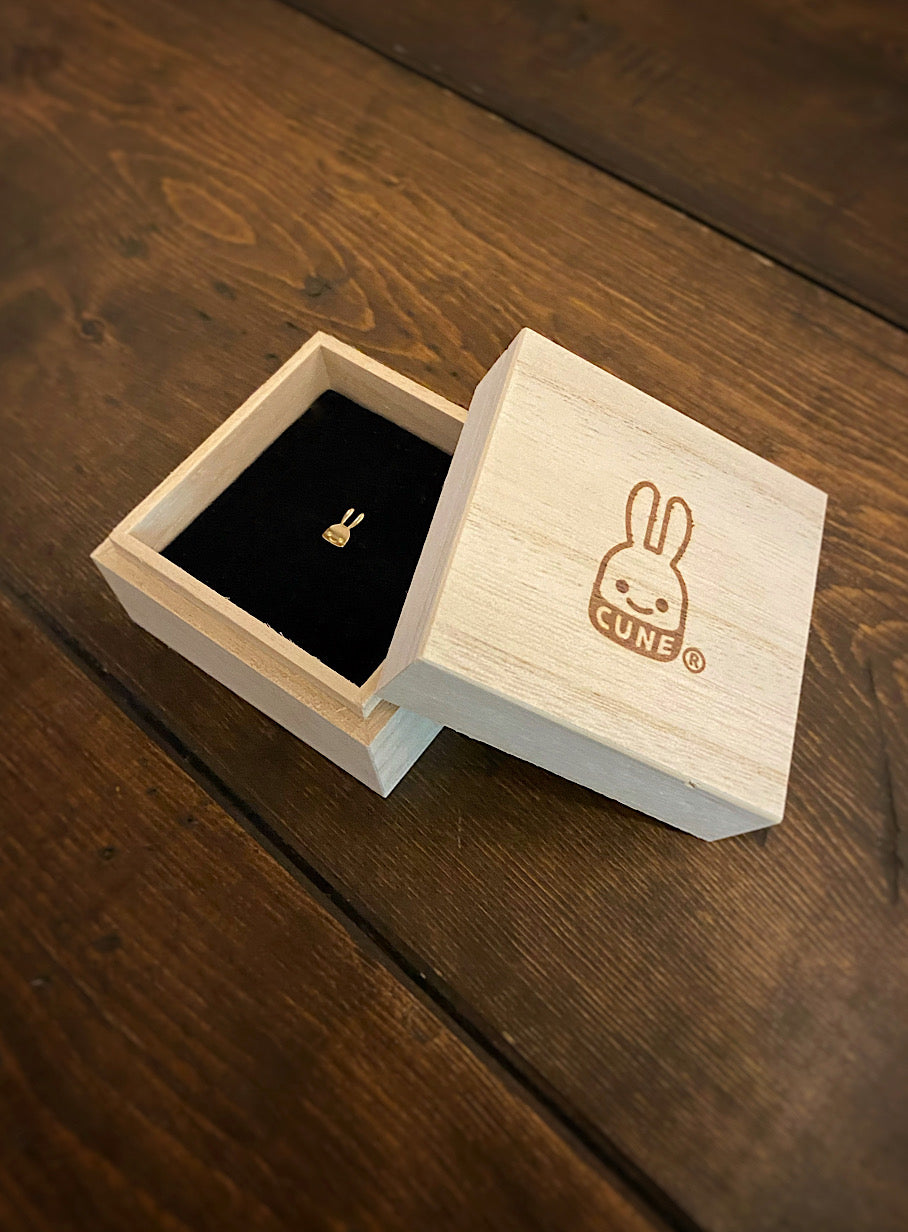 10K ウサギピアス 1P